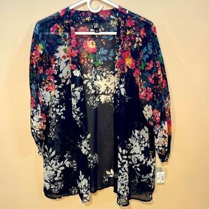 Women’s floral dress shirt petite medium new with tags